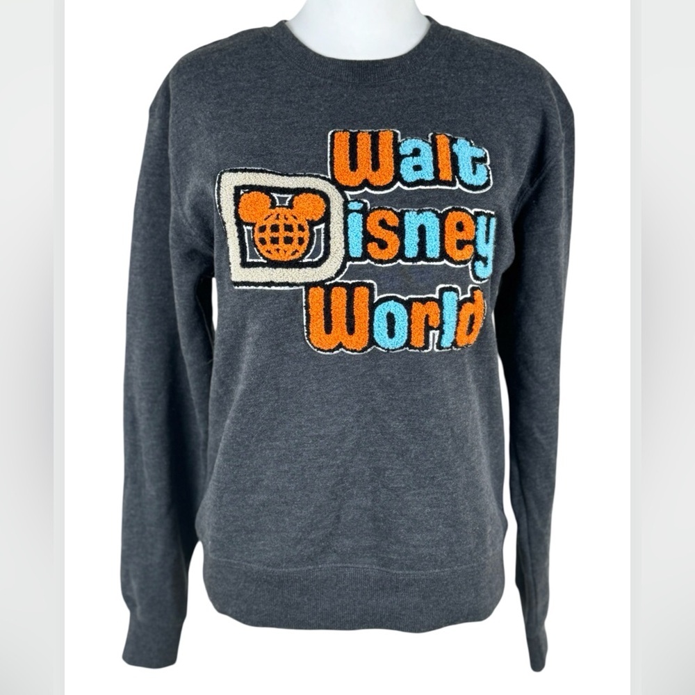 Walt Disney World Retro Gray Raised Graphic Sweatshirt Women’s Small Epcot